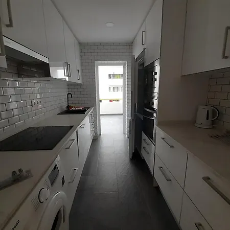 Apartment Luxury Flat In Quarteira