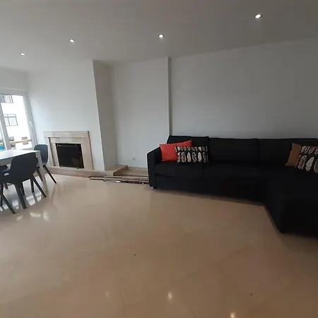 Apartamento Luxury Flat In *