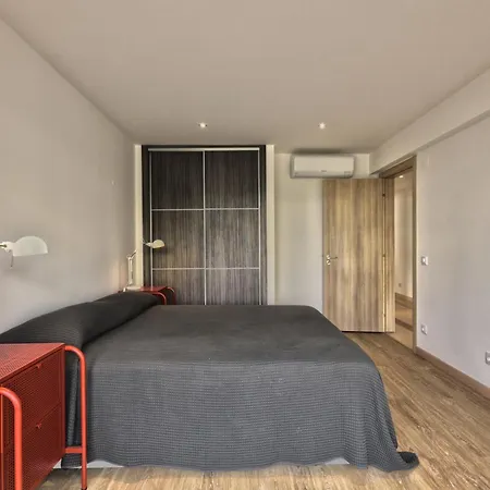 Luxury Flat In Apartment Quarteira