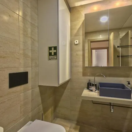 Apartment Luxury Flat In Quarteira
